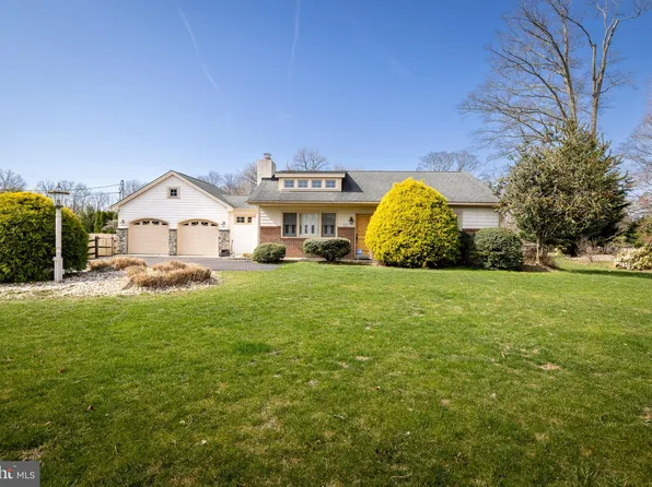 181 Durham Rd, Newtown, PA 18940
