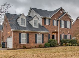 7033 Meadow Ridge Cir, Nashville, TN 37221