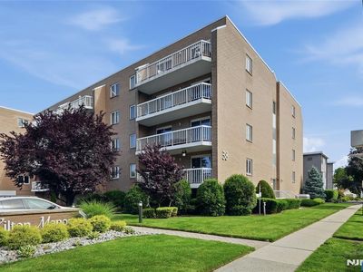 38 Moonachie Rd APT 101, Hackensack, NJ, 07601