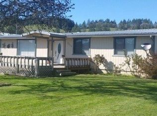 3614 Nonpareil Rd, Sutherlin, OR 97479