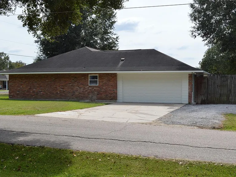 14105 Bayou Grand North Blvd — Photo 5