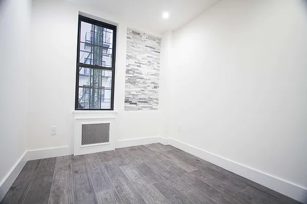 Rented by Nooklyn NYC LLC | media 22