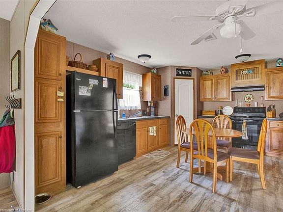 5th image of 7925 Istokpoga St
