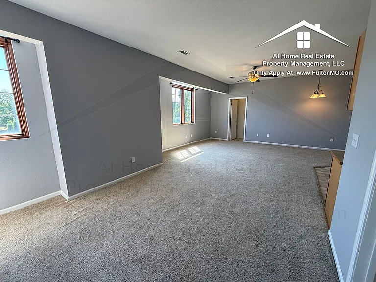 2606 N Bluff St #208 — Photo 9