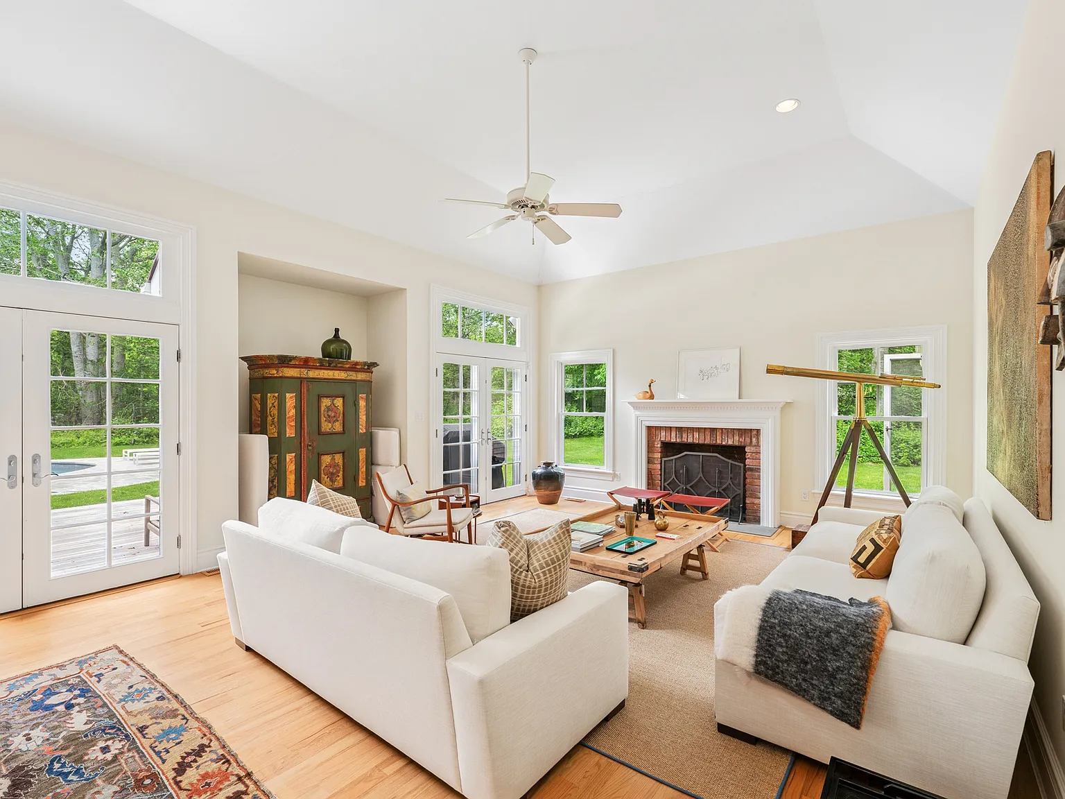 Rental Opportunity in Prime East Hampton Locale — Photo 4
