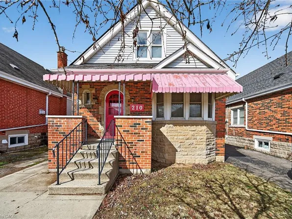 210 Huxley Ave S, Hamilton, ON L8K 2R3