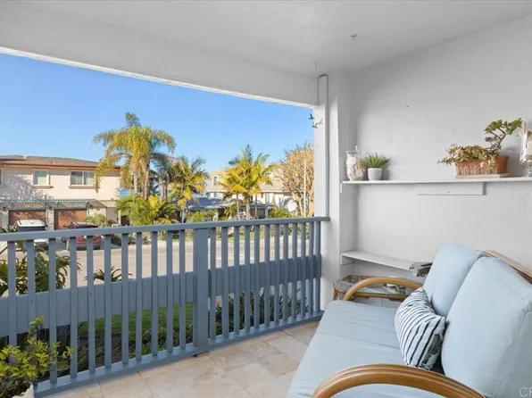 910 N Pacific St Unit 4, Oceanside, CA 92054