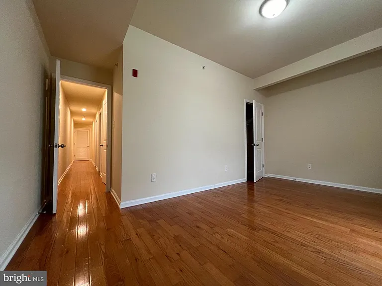 1516 W Diamond St #C — Photo 18