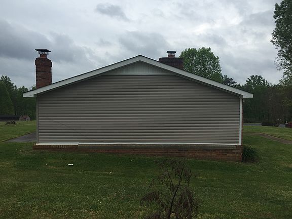 3rd image of 245 Crabtree Ln