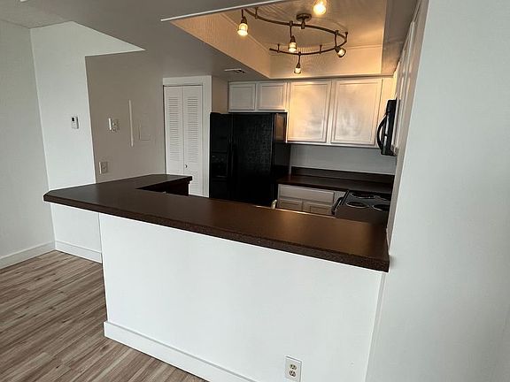 2nd image of 728 Executive Center Dr APT 18