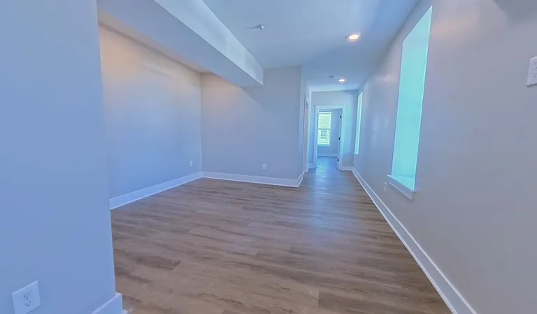 22 N King St #2B — Photo 6