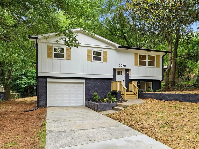 3270 Belfort Rd SE — Photo 37