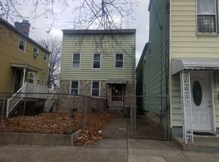 181 Walnut St, Newark, NJ 07105