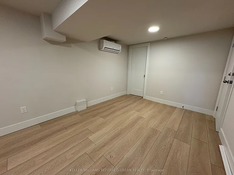 113 Almore Ave #L1 — Photo 6