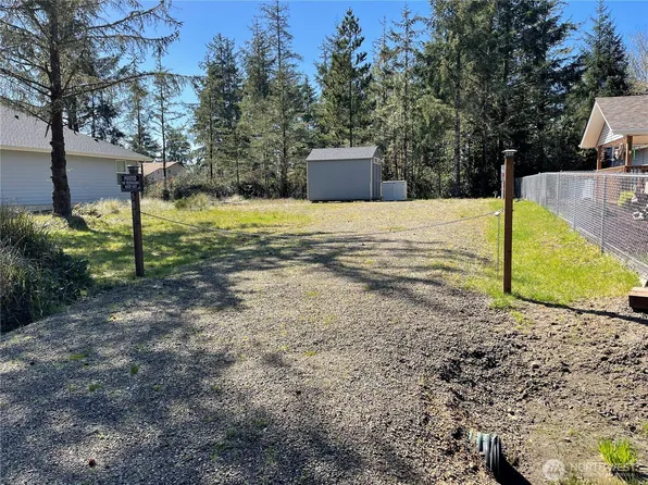 583 Meadow Avenue NE, Ocean Shores, WA 98569