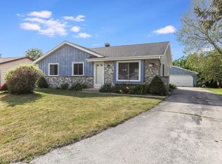 1702 Wiese Ln, Racine, WI 53406