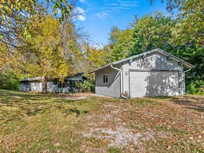 4790 Oak Crest Hill Rd SE, Iowa City, IA, 52240
