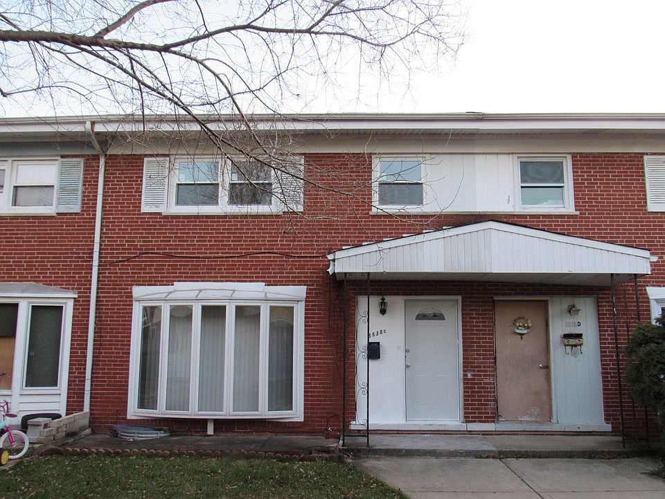 1st image of 8838 Robin Dr APT C