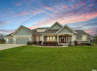 3235 Saint Charles Pl, Peoria, IL