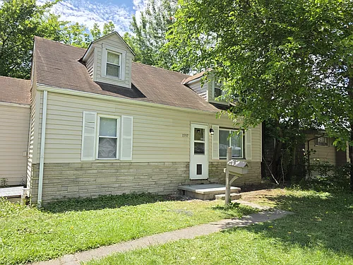 1597 Koebel Rd Photo 1
