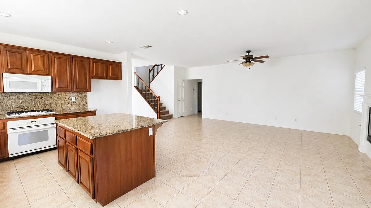 Building Photo - 4051 Prestwick Ln