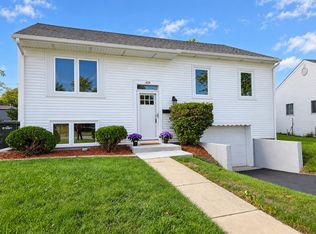 424 Mark Ave, Glendale Heights, IL 60139