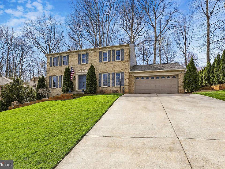 1st image of 15432 Skyline Dr