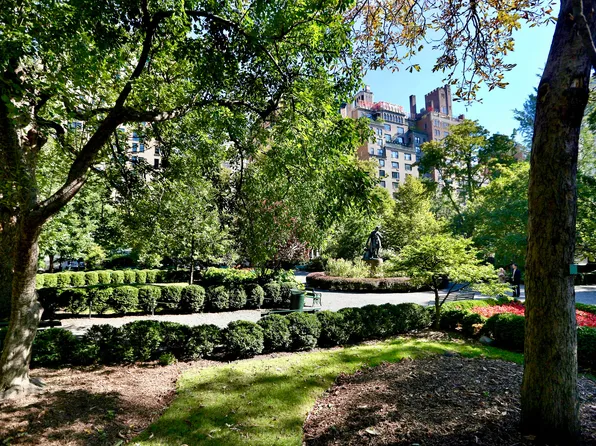 1 Lexington Avenue 1/2D image 9 of 9