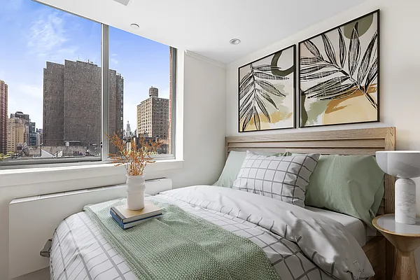 Sold by Compass | media 2