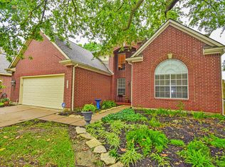 9819 Winter Run Dr, Houston, TX 77064