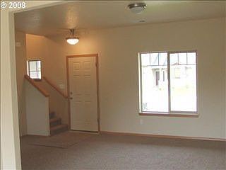 2nd image of 630 SE Jack Ave