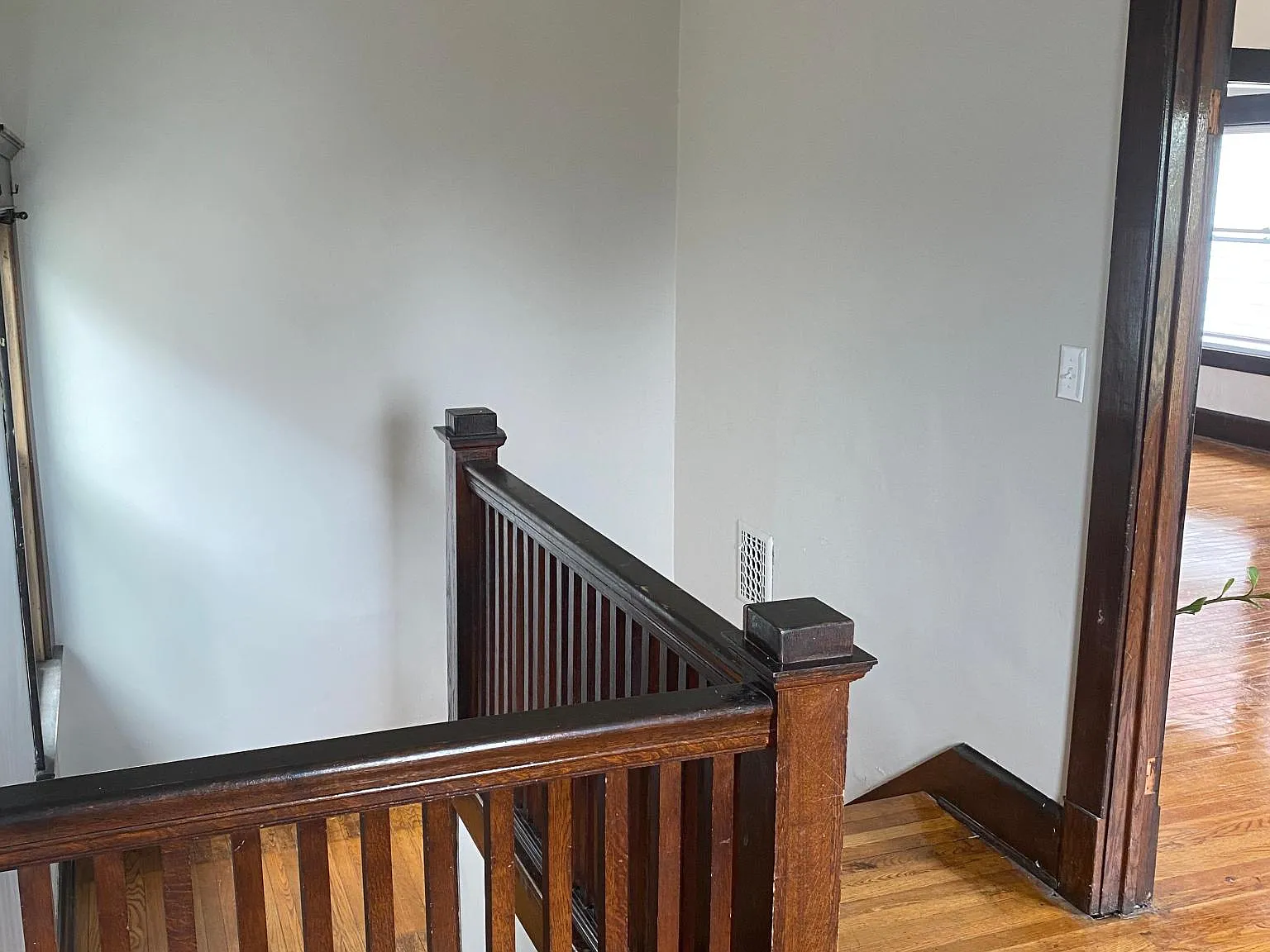 236 N Park Ave — Photo 3