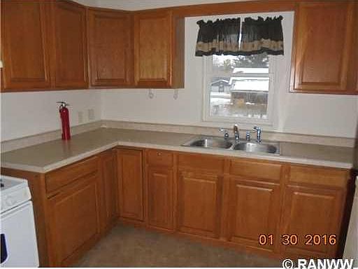 3rd image of 514 E Feller Ave