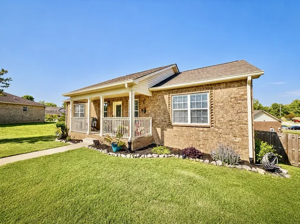100 Carls Pl, Ashland City, TN 37015