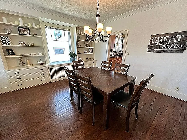 815 5th St NE — Photo 9