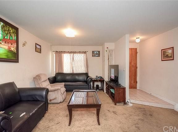5th image of 17476 Owen St
