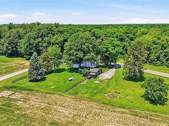 5th image of 6469 Runkle Rd