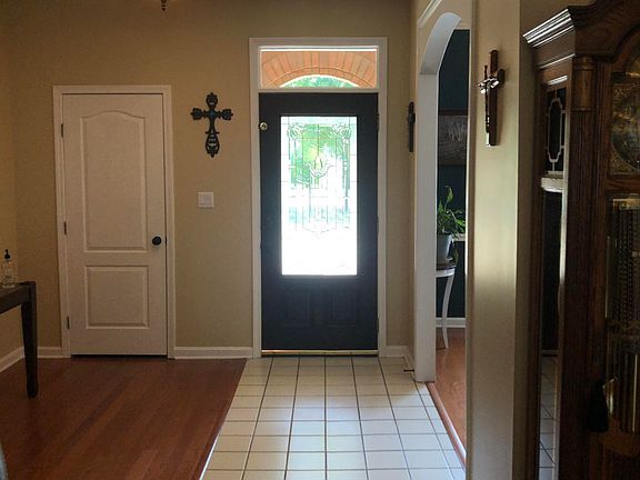 4th image of 5001 Park Place Dr