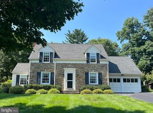 7 Effingham Rd, Yardley, PA 19067