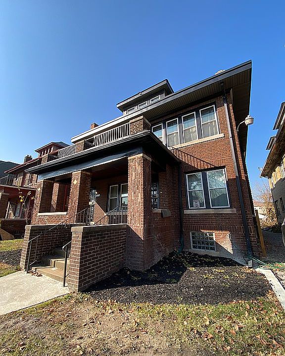 2nd image of 1494 Virginia Park St