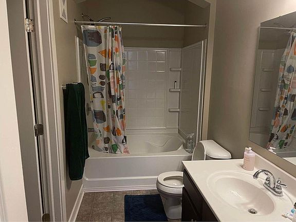 3rd image of 3019 Foxton Ln #302