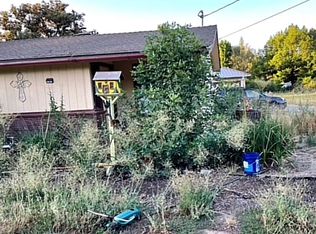 3717 Rogue River Hwy, Gold Hill, OR 97525