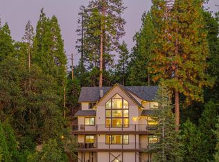 22062 Lakeview Dr, Mi Wuk Village, CA 95346