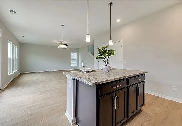 113 Fenway St — Photo 15
