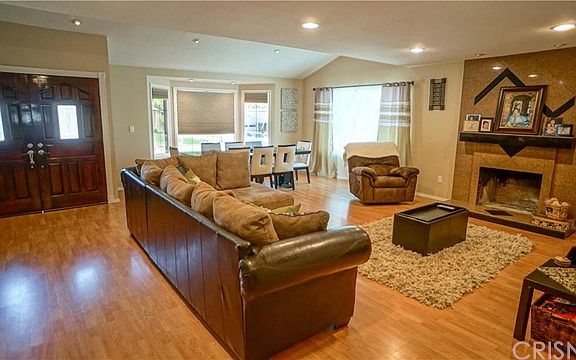 2nd image of 22996 Mulberry Glen Dr