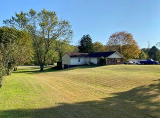 231 Wright Rd, Oliver Springs, TN 37840