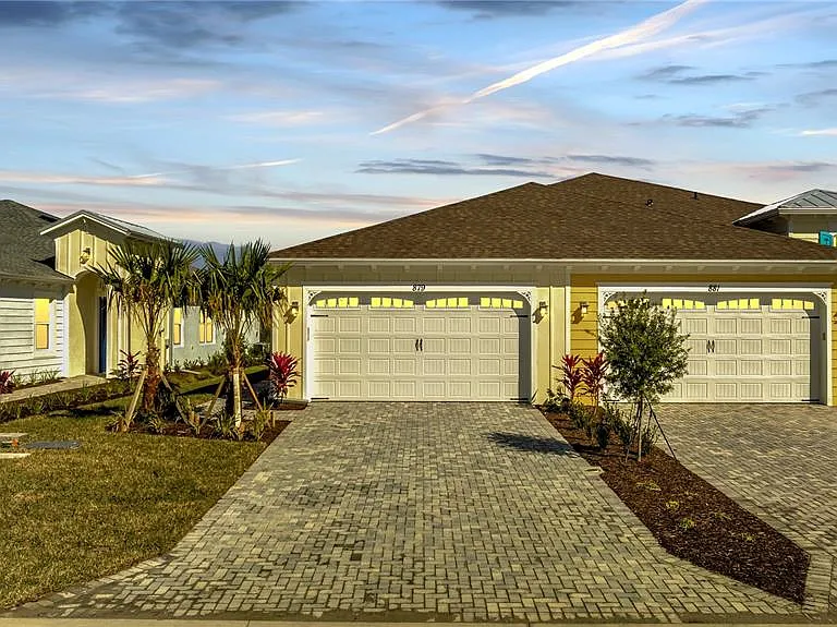 879 Margaritaville Ave — Photo 2