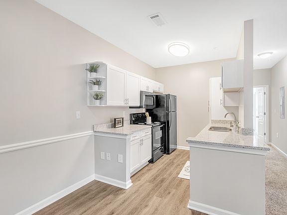 Newly Renovated Kitchen