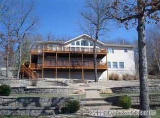 930 Ridge Cir, Sunrise Beach, MO 65079