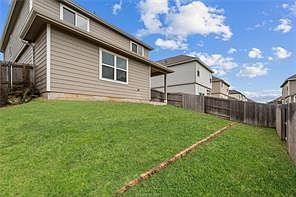 3rd image of 980 Rice Dr